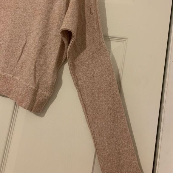 BB Dakota Turtleneck Cream Sweater No label - Picture 4 of 4